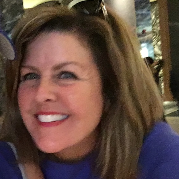 Meet your Posher, Suzanne - Picture 1 of 1